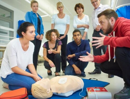 How Lifesaving Can A First Aid Course Be For New Learners?